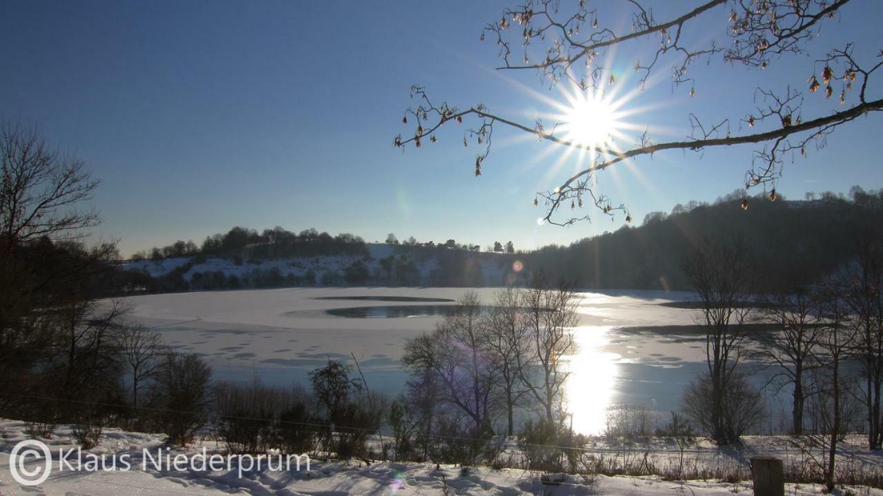 Ferienwohnung Welcome Mit Seeblick Schalkenmehren Eksteriør bilde